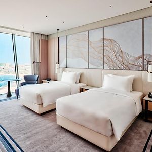 Grand Deluxe Twin Room